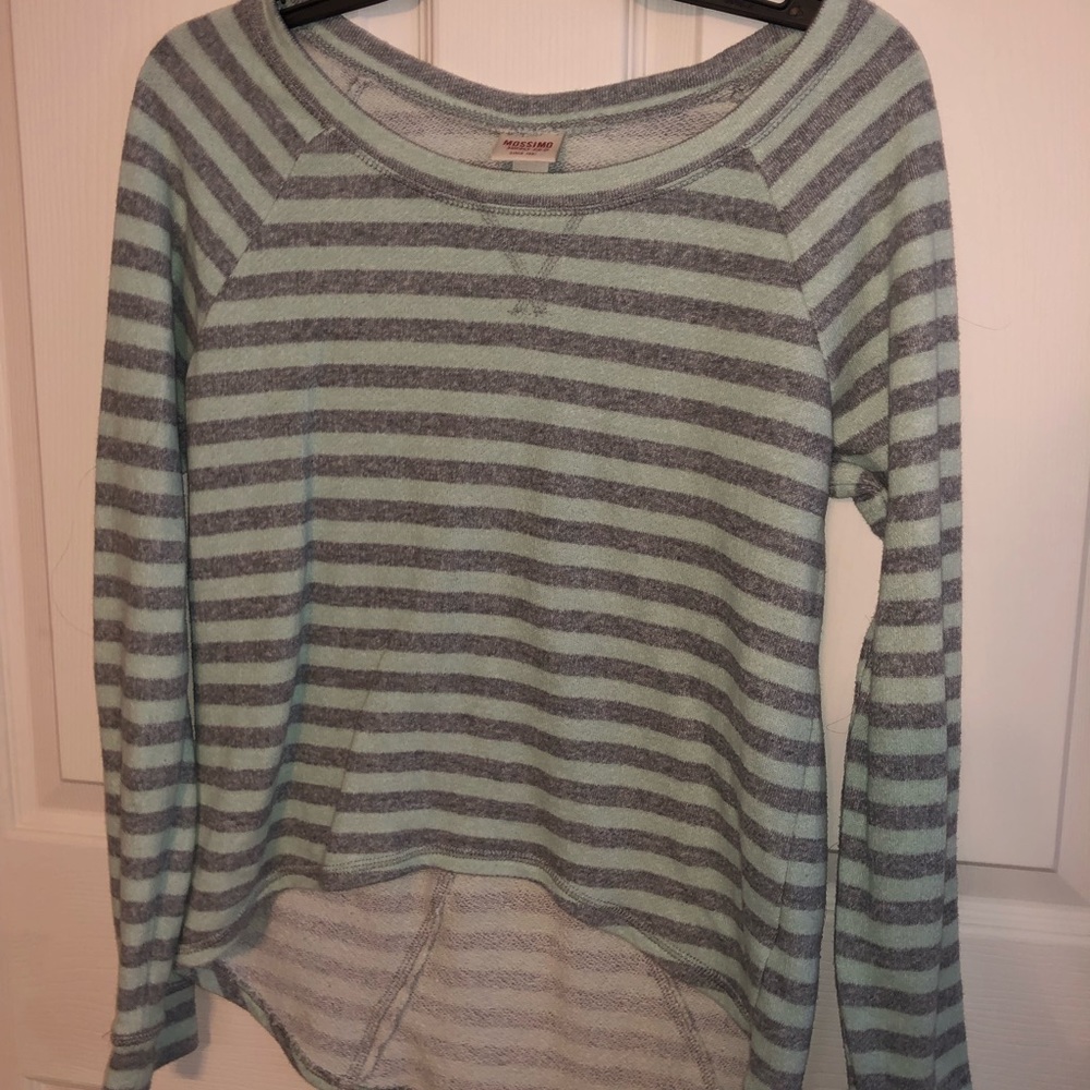 Mossimo sweater